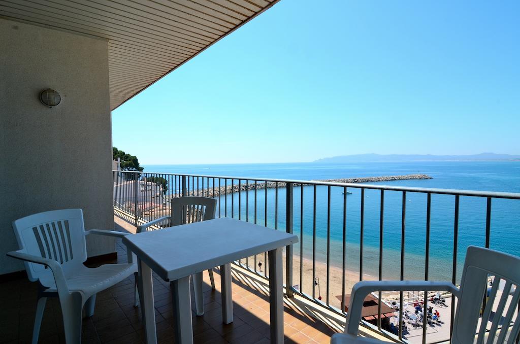 Nautic Apartment Torroella De Montgri Exterior photo